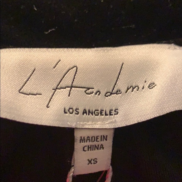 L'Academie Off-the-Shoulder Velour Top - Picture 6 of 6